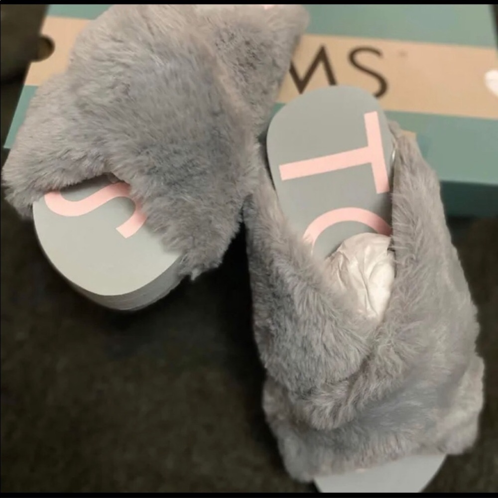 new in box toms